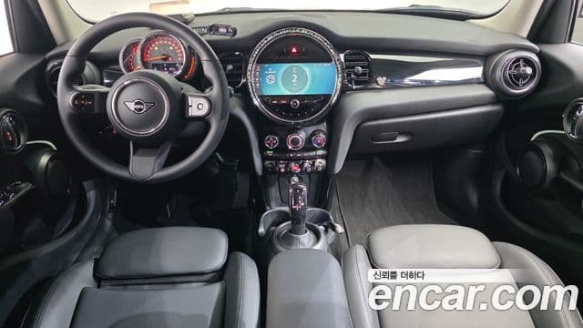 Mini Cooper 3세대, 2023 7