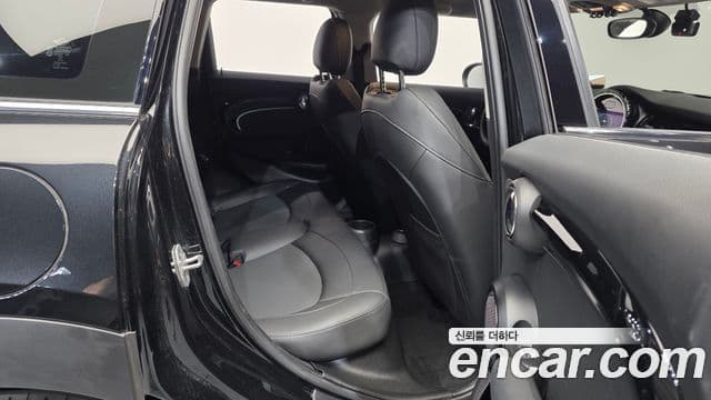 Mini Cooper 3세대, 2023 12