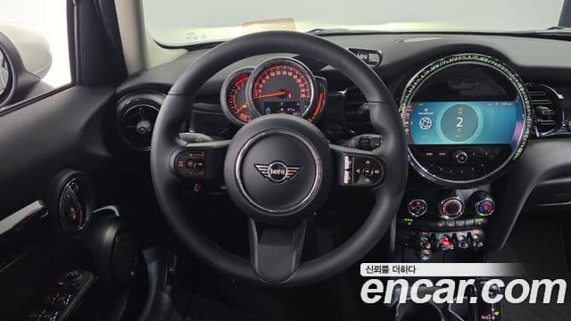 Mini Cooper 3세대, 2023 13