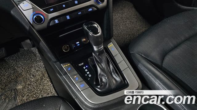 Hyundai Avante AD 1.6 GDI Smart, 2016 9