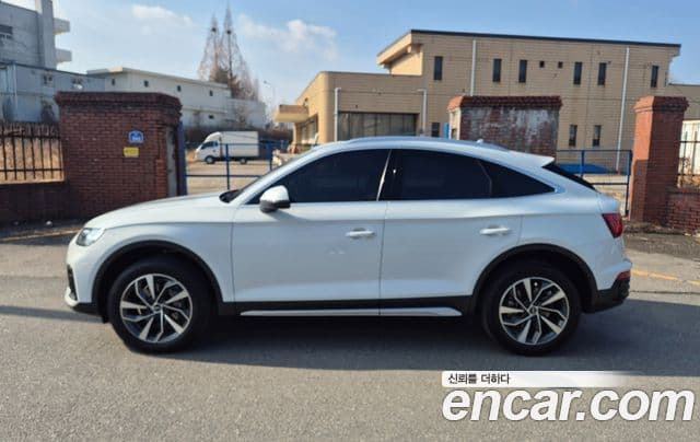 Audi Q5 (FY) 40 TDI Quattro Sportback, 2021 3