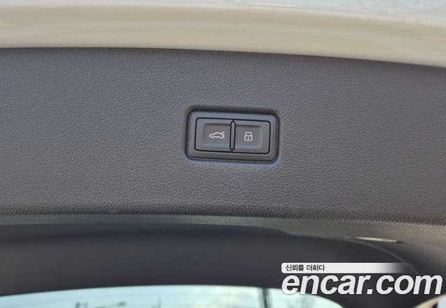 Audi Q5 (FY) 40 TDI Quattro Sportback, 2021 9