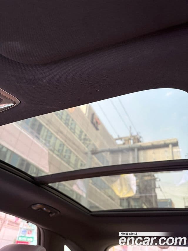 Genesis GV70, 2025 6