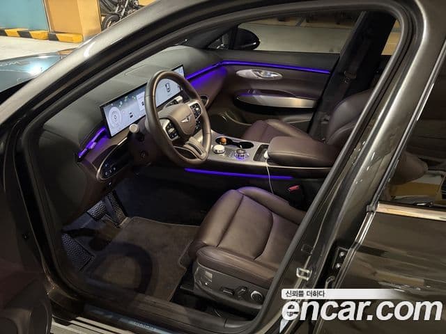 Genesis GV70, 2025 7