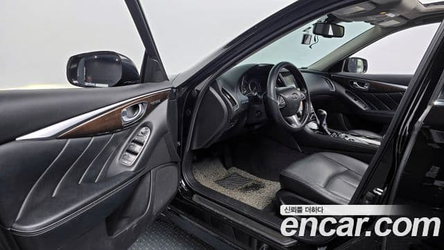 Infiniti Q50 Exclusive, 2015 11