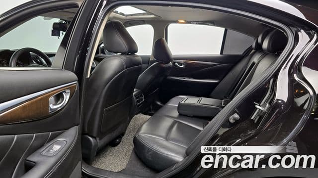 Infiniti Q50 Exclusive, 2015 13