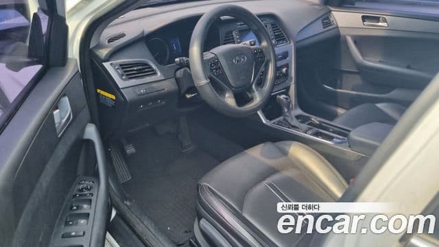 Hyundai LF Sonata Modern, 2015 3