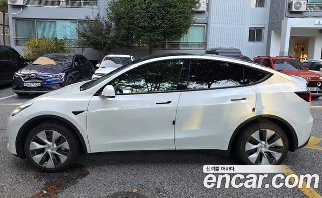 Tesla модель Y Long Range AWD, 2022 4