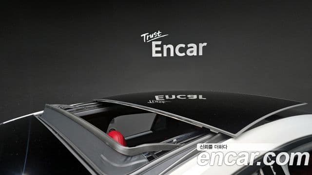 Porsche Panamera (976), 2025 19