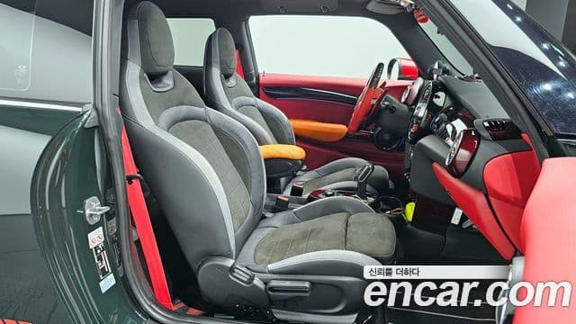 Mini Cooper S 3세대, 2023 10