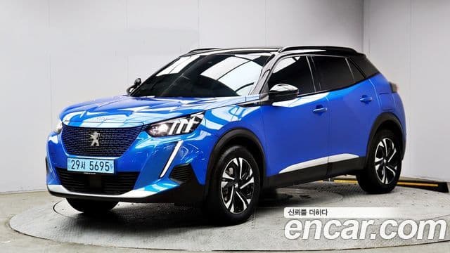 Peugeot e-2008 2세대 EV GT, 2023 1