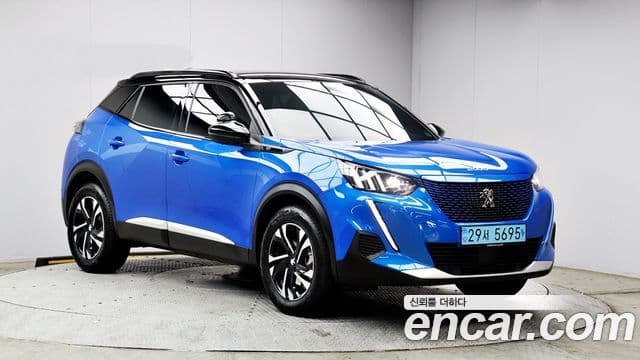 Peugeot e-2008 2세대 EV GT, 2023 3