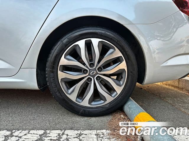 Renault Korea(Samsung) SM6 2.0 LPe LE (для людей с инвалидностью), 2016 7