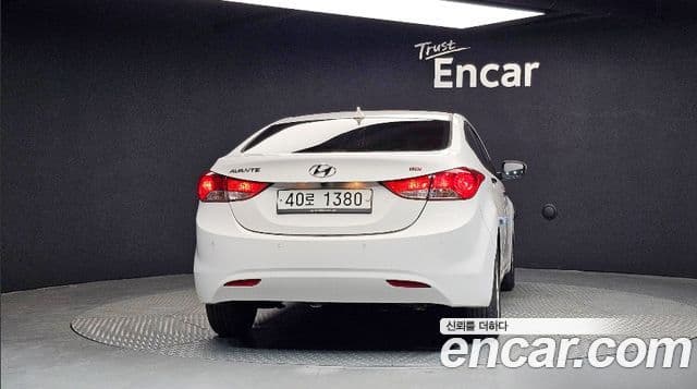 Hyundai Avante MD M16 GDI Smart, 2013 4