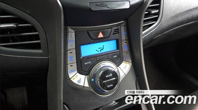 Hyundai Avante MD M16 GDI Smart, 2013 16