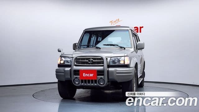 Hyundai 갤로퍼 2 9인승 V6 LPG, 2000 3