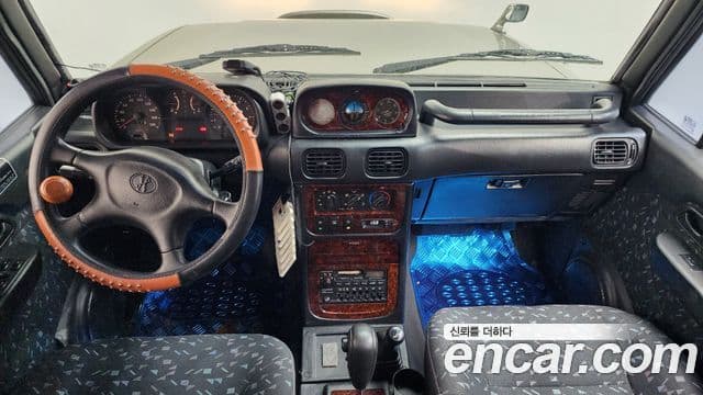 Hyundai 갤로퍼 2 9인승 V6 LPG, 2000 7