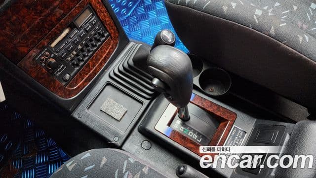 Hyundai 갤로퍼 2 9인승 V6 LPG, 2000 9