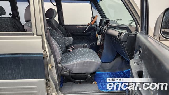 Hyundai 갤로퍼 2 9인승 V6 LPG, 2000 11