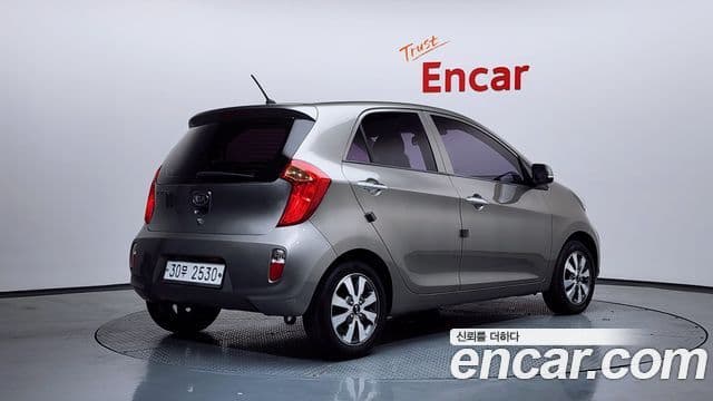 Kia All New Morning Deluxe Trendy, 2015 2