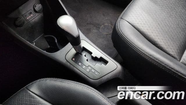 Kia All New Morning Deluxe Trendy, 2015 9