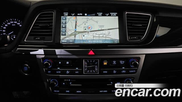 Genesis G80 Premium Luxury, 2017 17