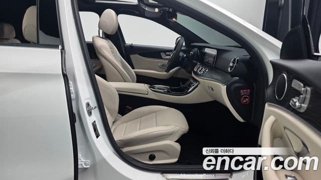 Mercedes-Benz E-класс W213 Avantgarde, 2022 10