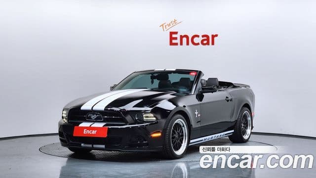 Ford Mustang кабриолет, 2013 1