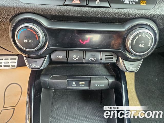 Kia Stonic Prestige, 2019 11