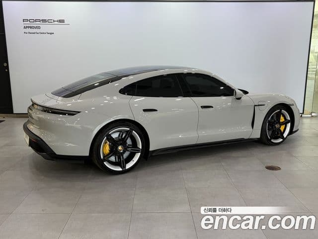 Porsche 타이칸 турбо S, 2024 3