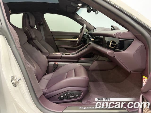 Porsche 타이칸 турбо S, 2024 12