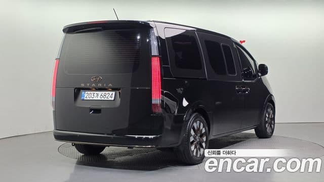 Hyundai Staria Inspiration, 2022 2