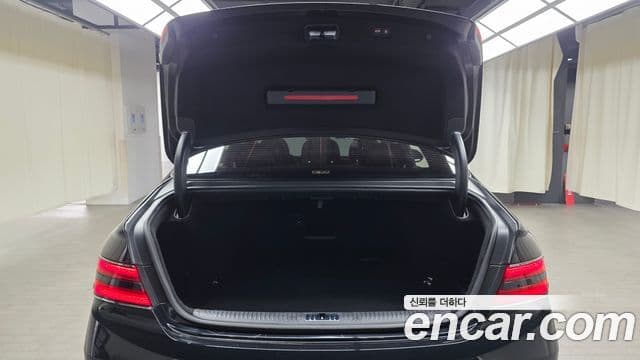 Genesis G90 Luxury, 2020 20