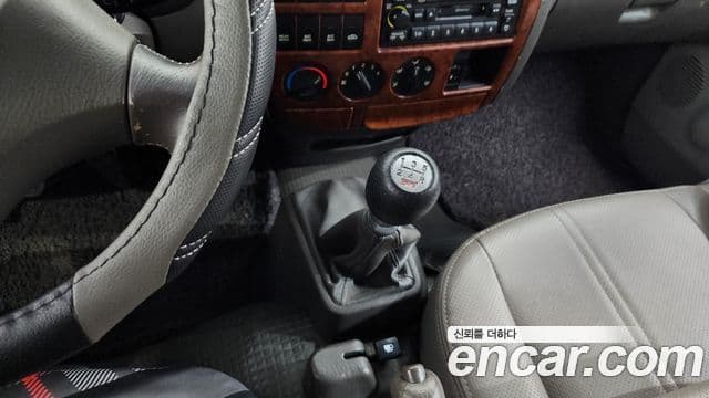 Kia 봉고III 미니버스 LTD, 2005 9