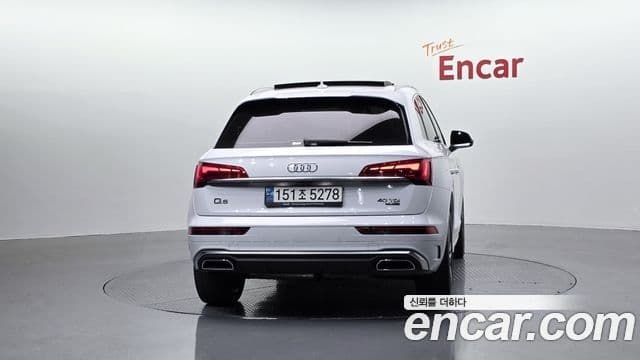 Audi Q5 (FY) Premium, 2021 4