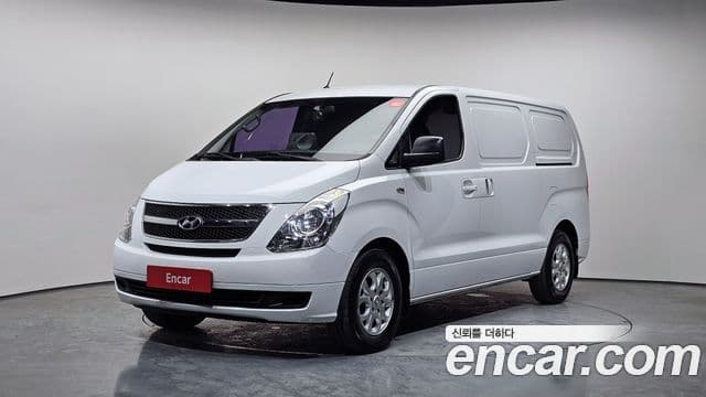 Hyundai Grand Starex CVX Deluxe, 2013 1