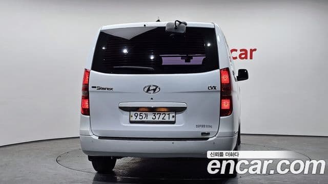 Hyundai Grand Starex CVX Deluxe, 2013 4