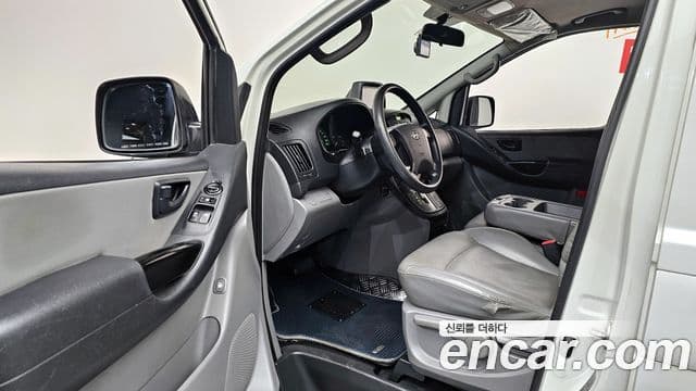 Hyundai Grand Starex CVX Deluxe, 2013 11