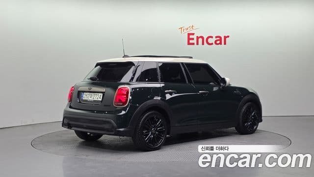 Mini Cooper 3세대, 2023 2