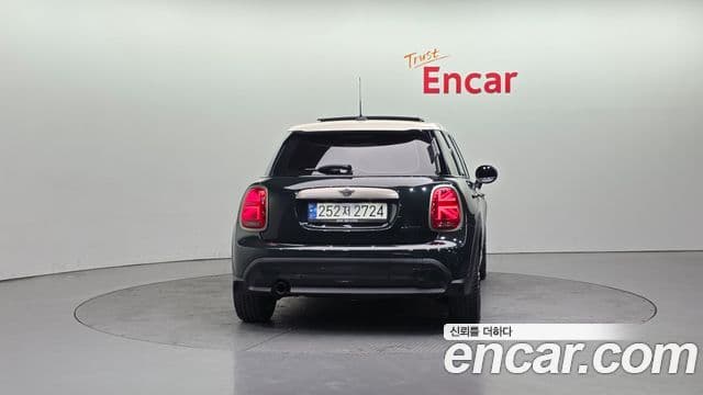 Mini Cooper 3세대, 2023 4