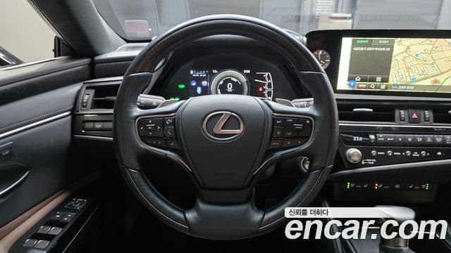 Lexus ES300h 7세대 Luxury Plus, 2023 13