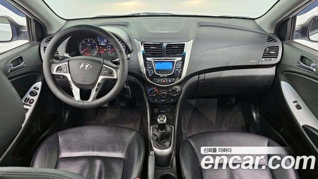 Hyundai Accent(новый кузов / новое поколение) Premier, 2013 7