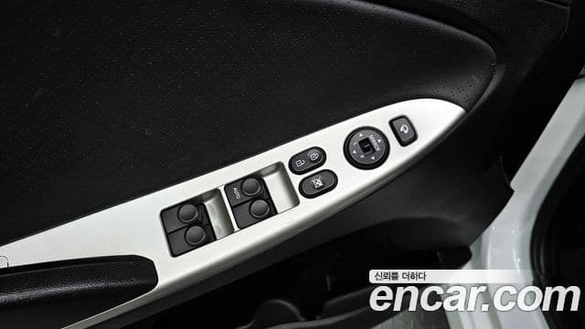 Hyundai Accent(новый кузов / новое поколение) Premier, 2013 17