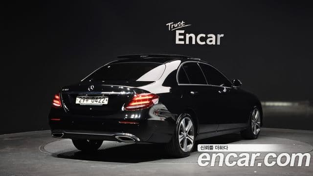 Mercedes-Benz E-класс W213 Avantgarde, 2017 2