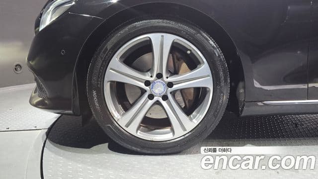 Mercedes-Benz E-класс W213 Avantgarde, 2017 все фото