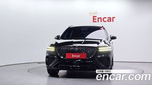 Genesis GV70, 2022 3