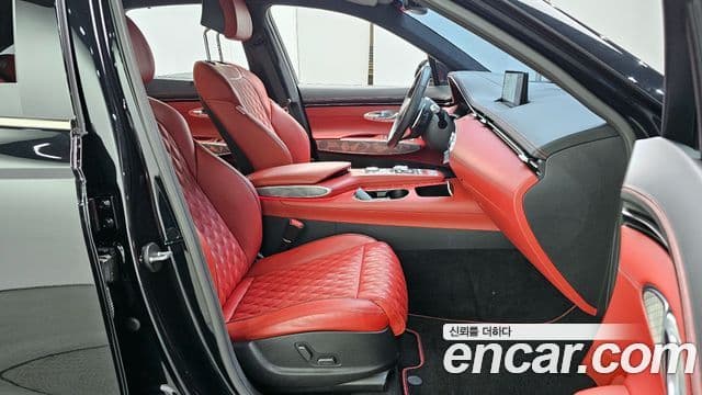 Genesis GV70, 2022 11