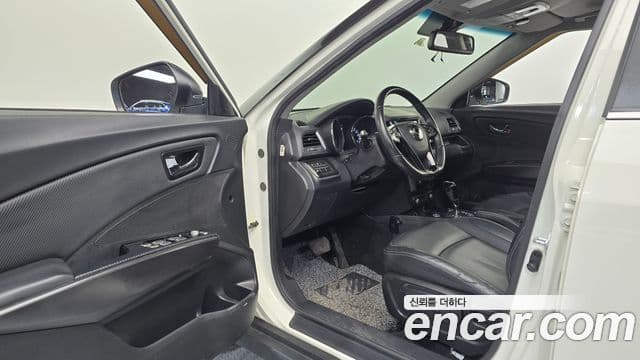 KG모빌리티(SsangYong) Tivoli дизель LX 2WD, 2017 10