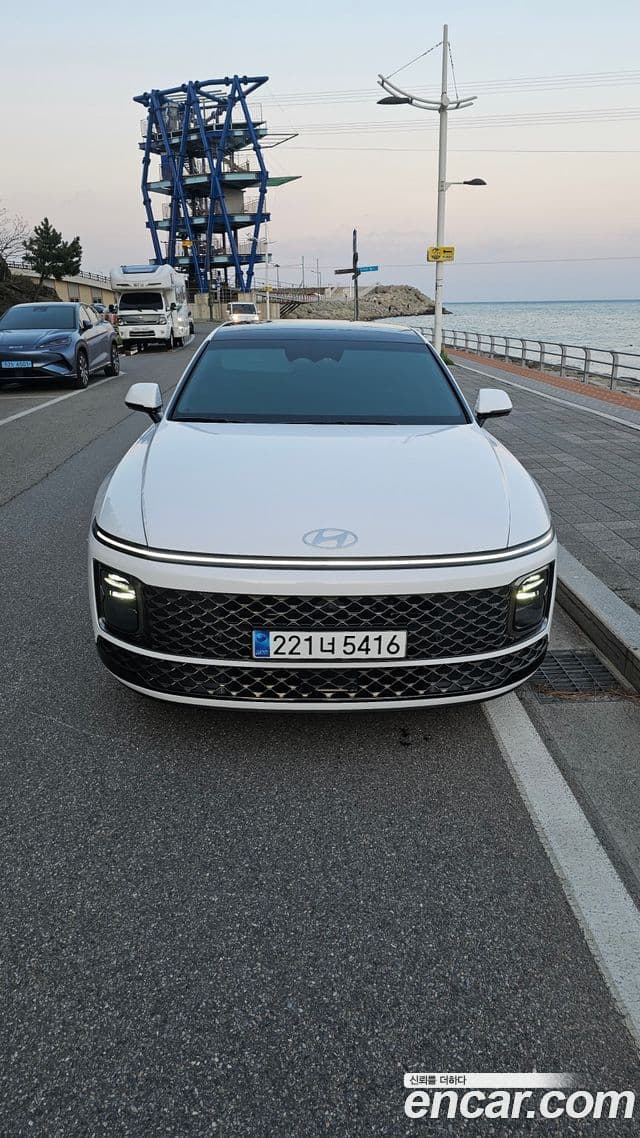 Hyundai Grandeur гибрид (GN7) Calligraphy, 2025 10