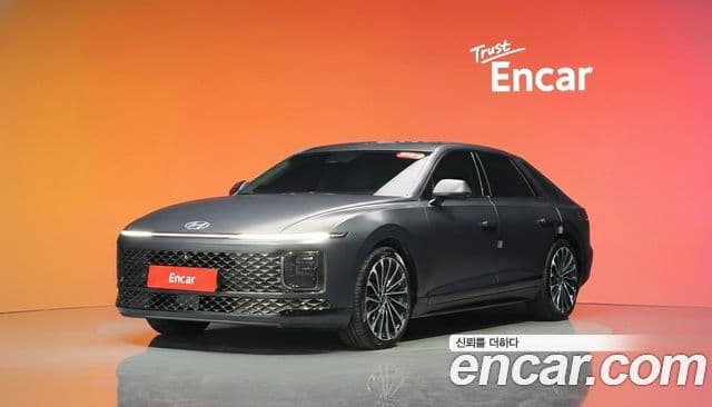Hyundai Grandeur (GN7) Calligraphy, 2023 1